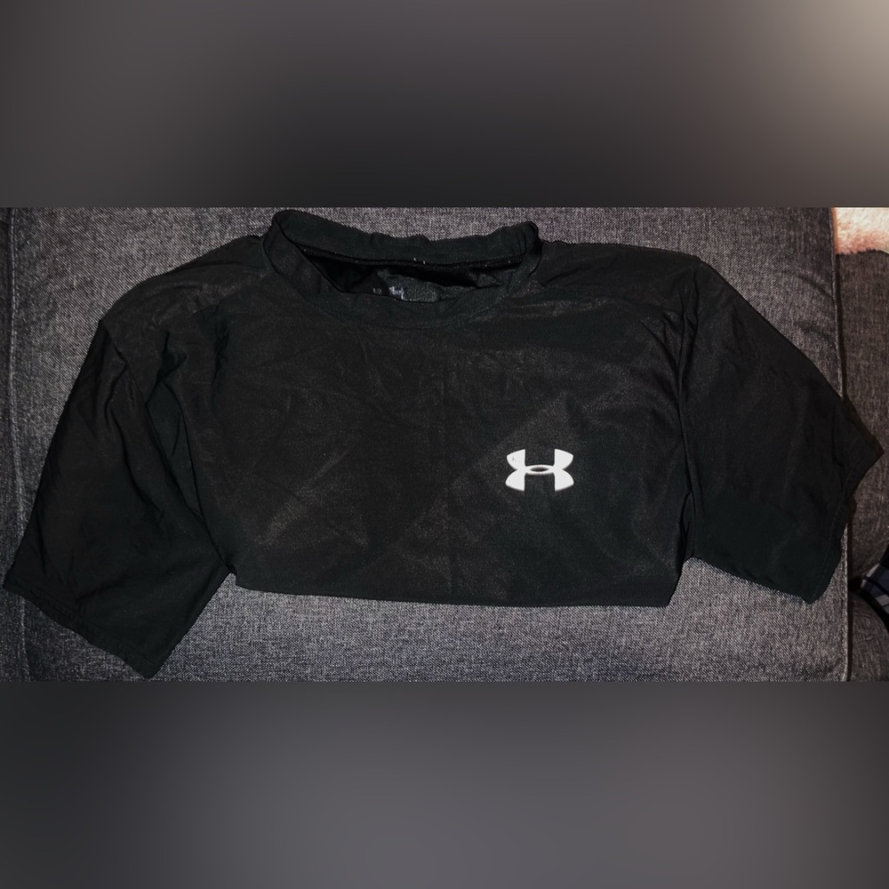 Black Athletic Under Armor Tee, Medium but could fit large